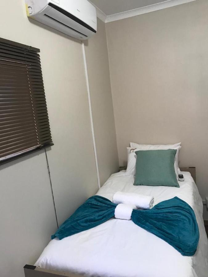 Urbanlife Keetmanshoop Accommodation Экстерьер фото