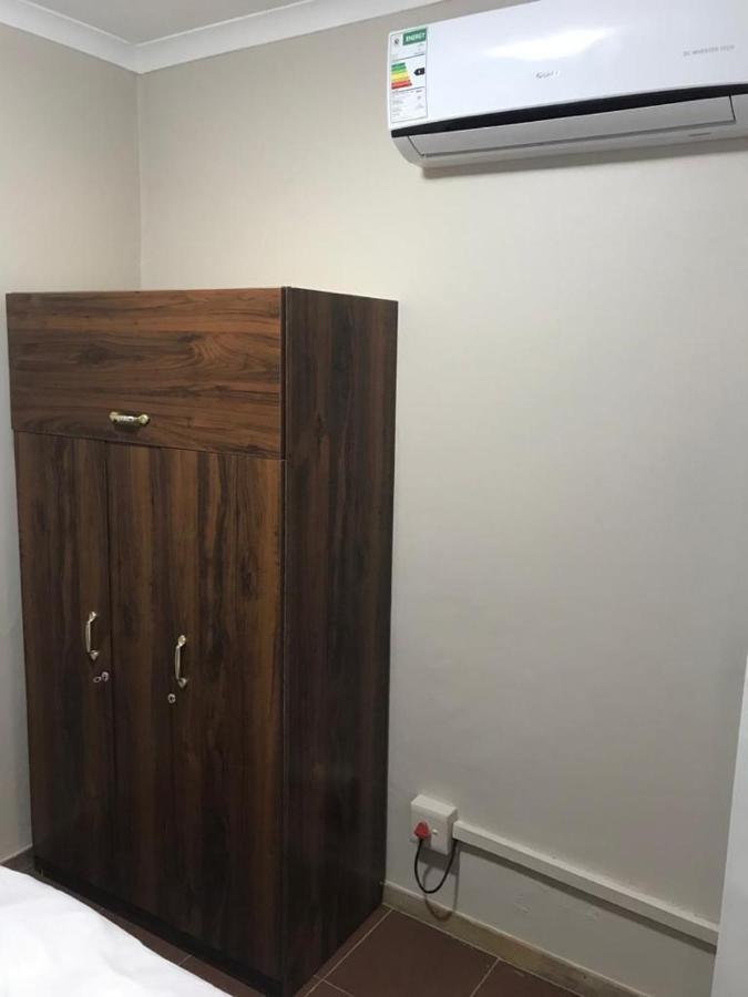 Urbanlife Keetmanshoop Accommodation Экстерьер фото