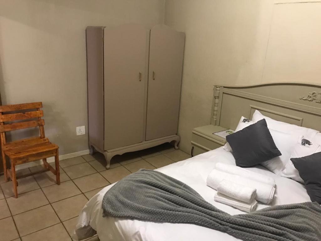 Urbanlife Keetmanshoop Accommodation Экстерьер фото