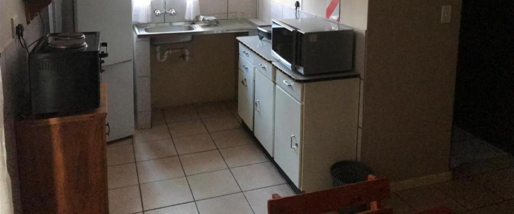 Urbanlife Keetmanshoop Accommodation Экстерьер фото